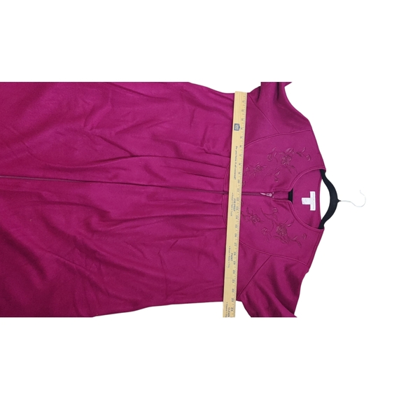 Miss Elaine Embroidered Zip-Up Robe - Deep Pink - Picture 4 of 10